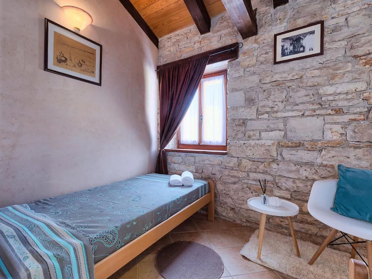 Holiday Home Paula - Roj440 By Interhome パジン